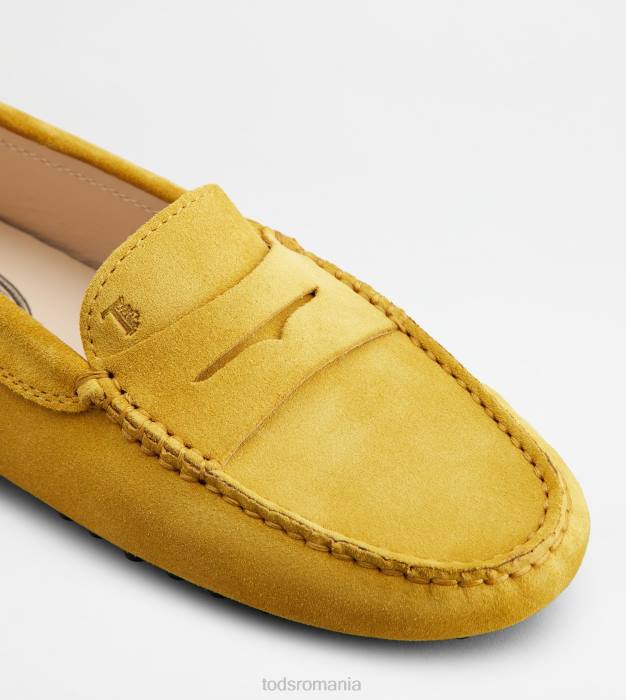 pantofi gommino din piele intoarsa femei Tod's 080D108 galben
