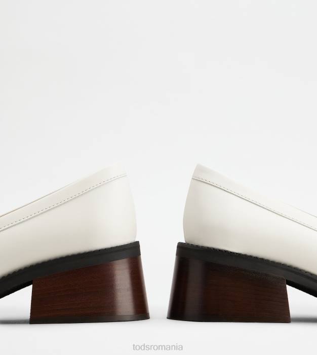 mocasini kate din piele cu toc femei Tod's 080D2 alb